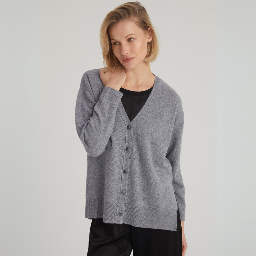 Mevsim Geçişlerinde Doğallığın Gücüne Güvenin: Katmanlı Giyimin İncelikleri