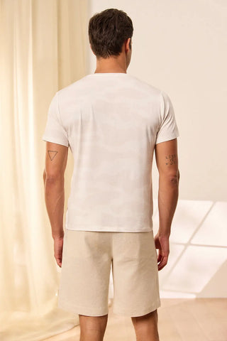 Beyaz Gri Fersatile Kamuflaj Desenli & More Doğal Modal Kısa Kollu Yuvarlak Yaka Erkek Cepli Tişört Silk and Cashmere