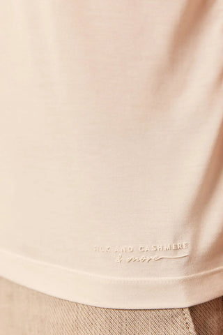 Beyaz Fersatile Kısa Kollu Yuvarlak Yaka & More Doğal Modal Erkek Cepli Tişört Silk and Cashmere