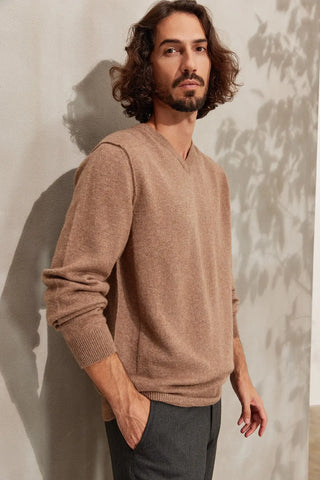 Koyu Bej Kaşmir ve Avustralya Yünü Erson Ters Dikiş Detaylı V Yaka Uzun Kollu Erkek Kazak Silk and Cashmere