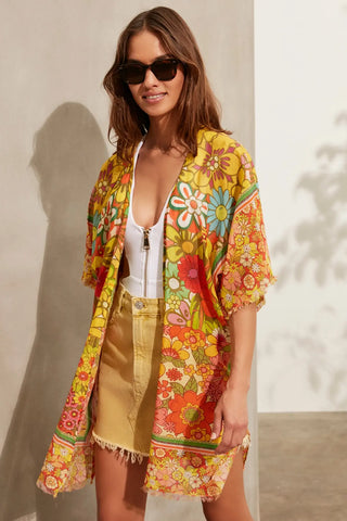 Sarı İpekli Çiçek Desenli Kısa Kimono Silk and Cashmere