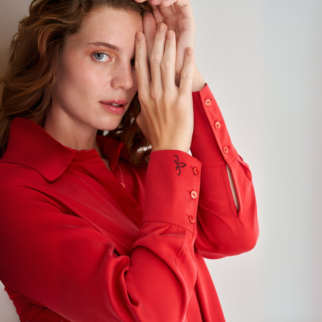 Silk and Cashmere’in Zamansız Tasarım Dili: Audrey Gömlek