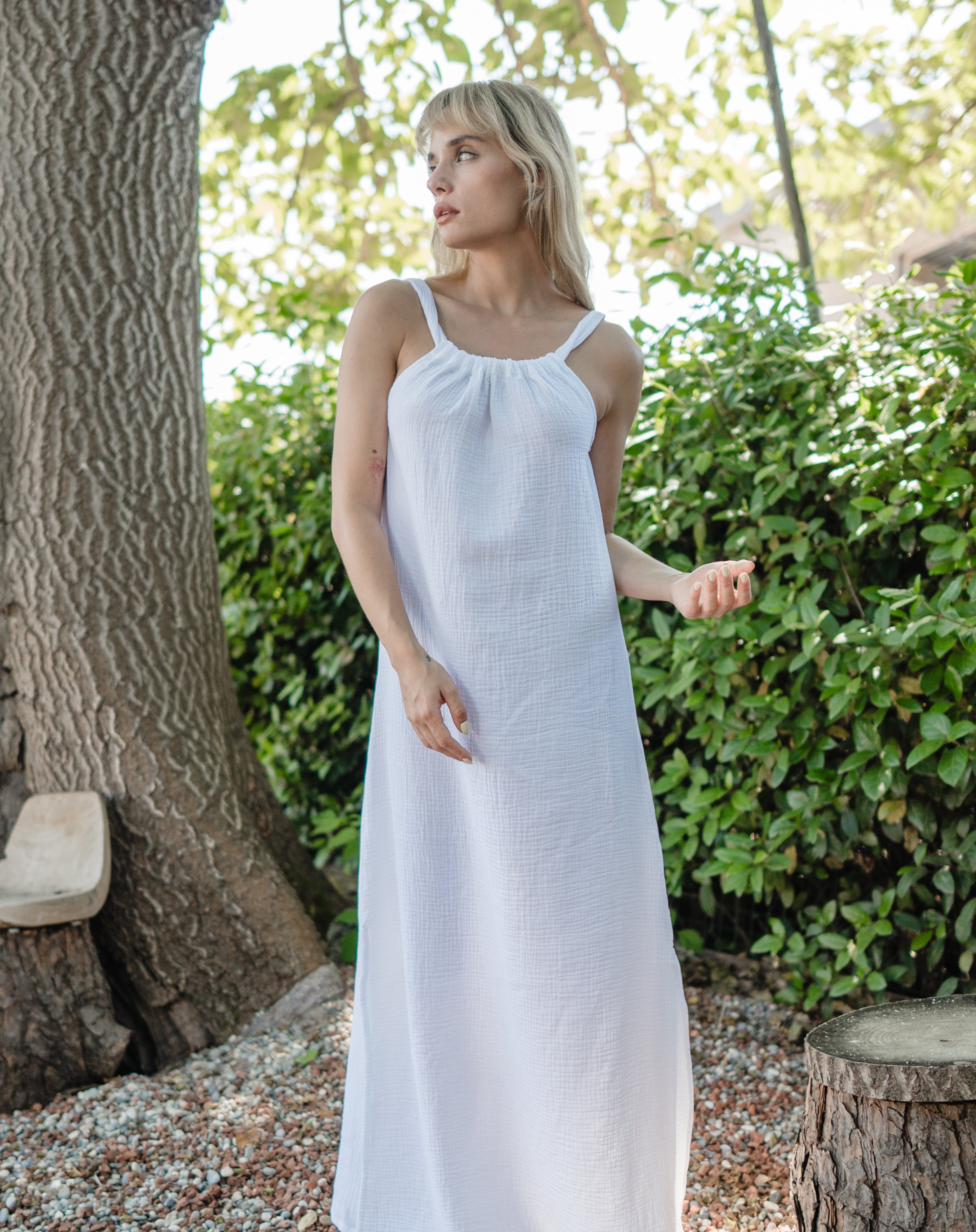 Beyaz Cassandra Pamuk Arka Yaka Fiyonk Detaylı Elbise