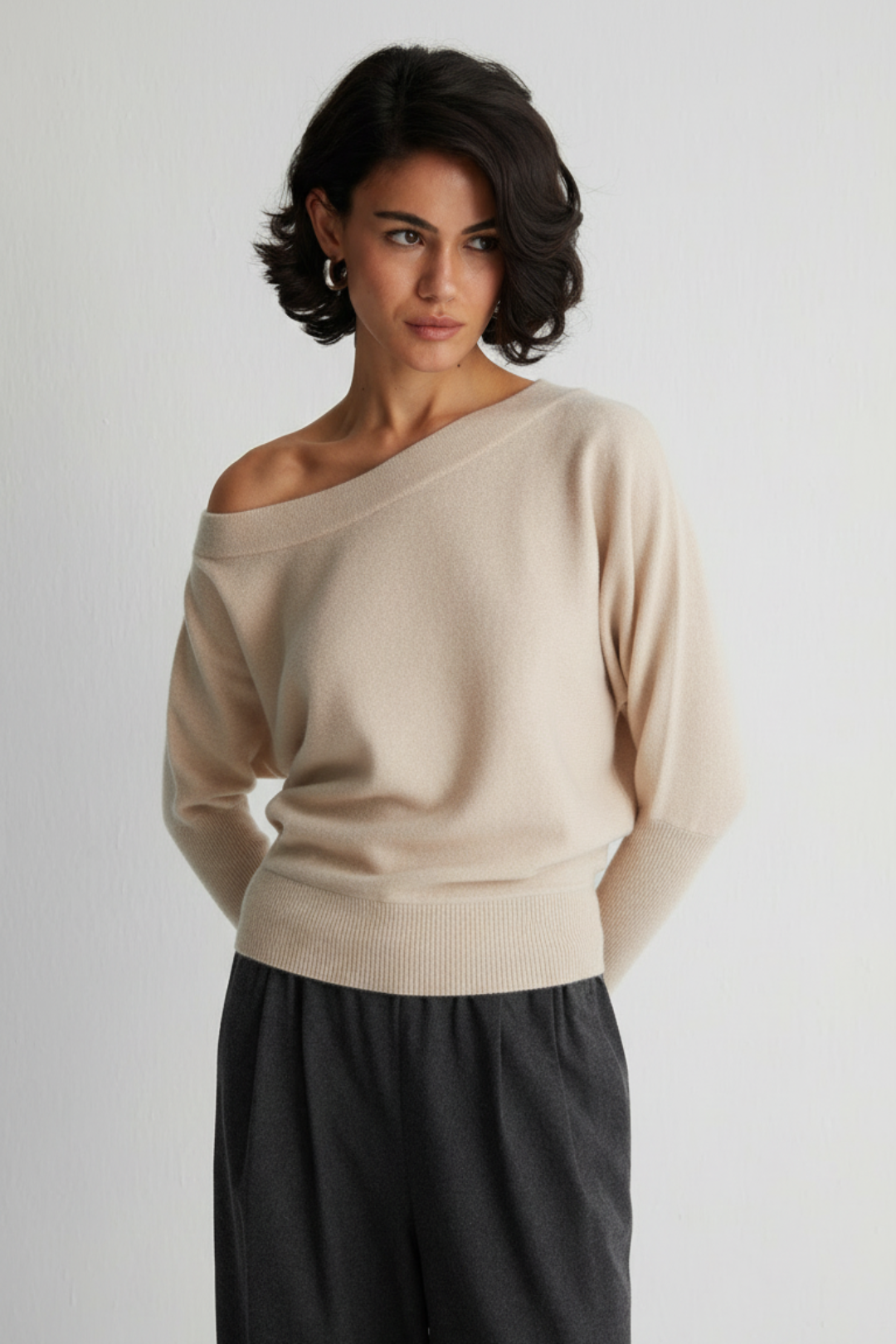 Bej Vanessa Saf Kaşmir Tek Omuz Dekolte Kazak