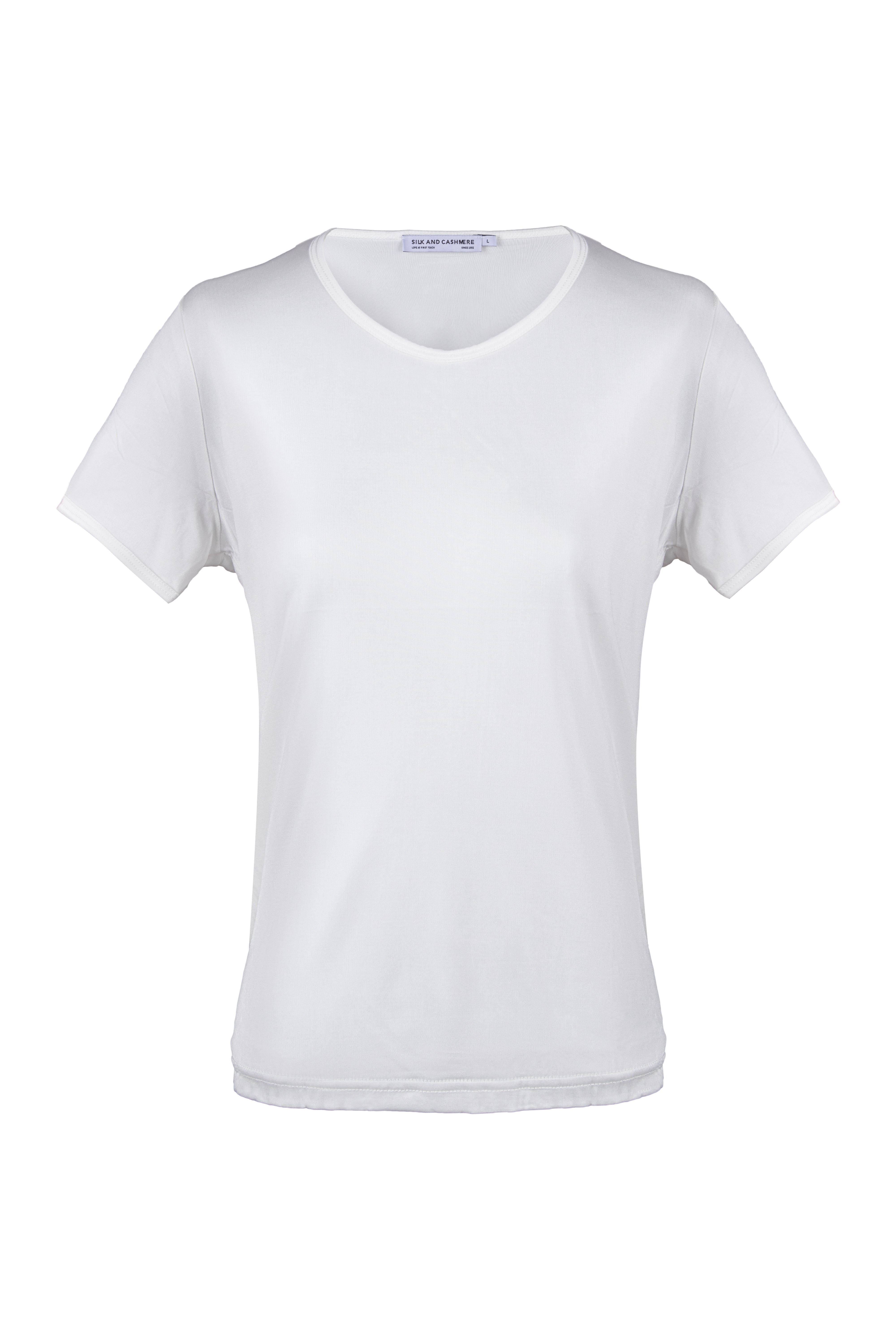 Beyaz Marina İpekli Yuvarlak Yaka Kısa Kollu T-Shirt