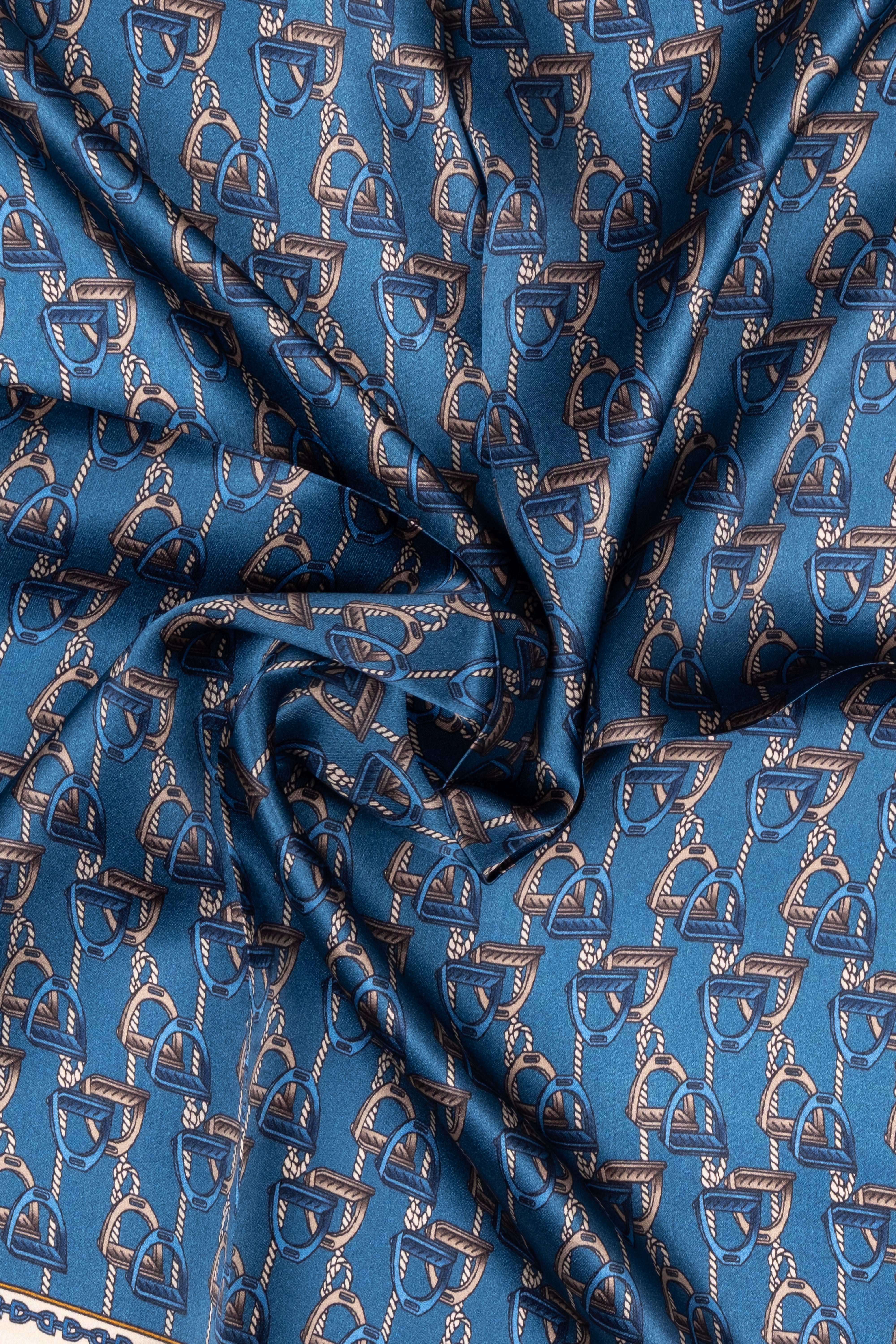 Tavuskuşu Laila Saf İpek Kare Eşarp 50x50 cm