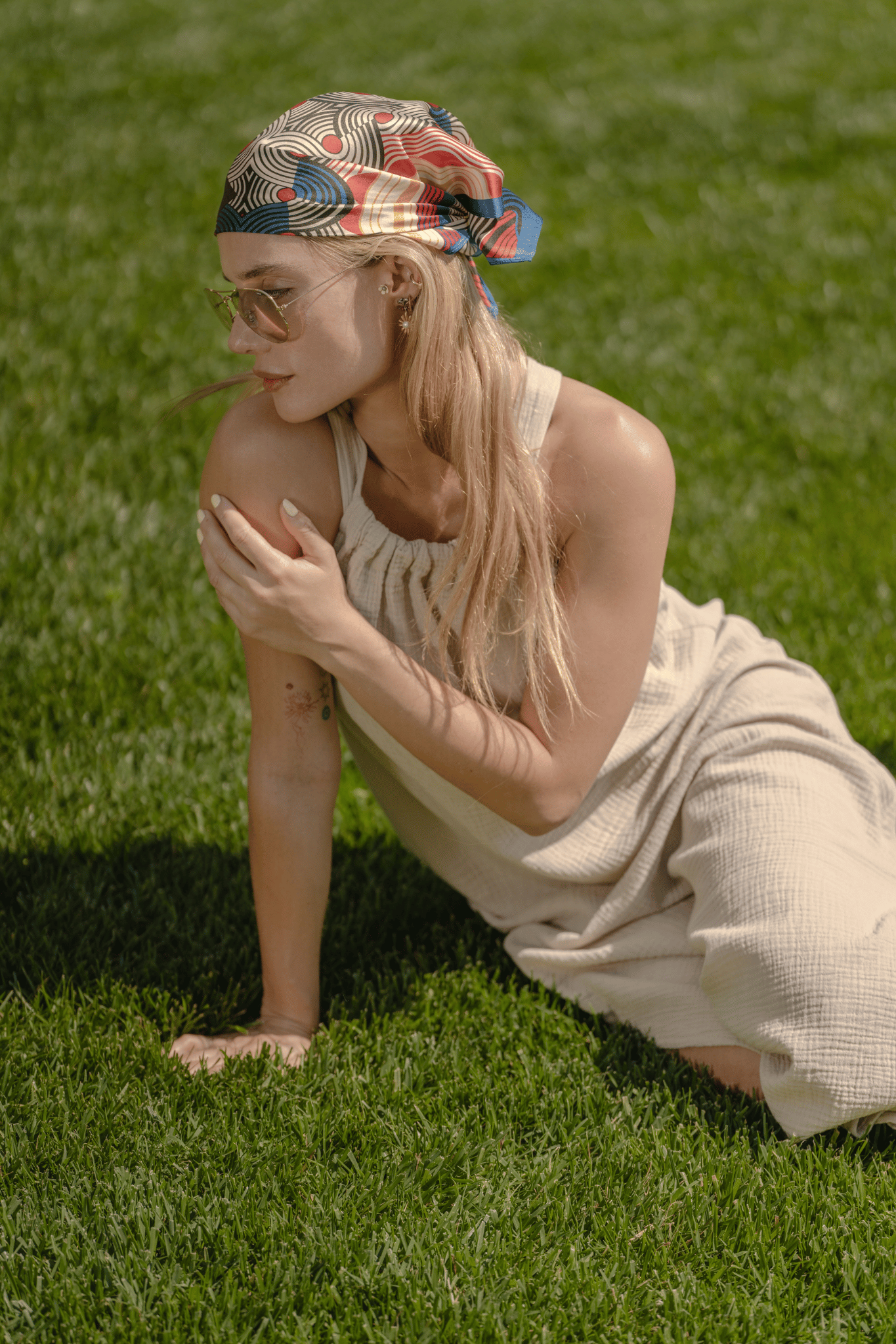 Renkli Laila Saf İpek Roma Küçük Eşarp 50x50 cm