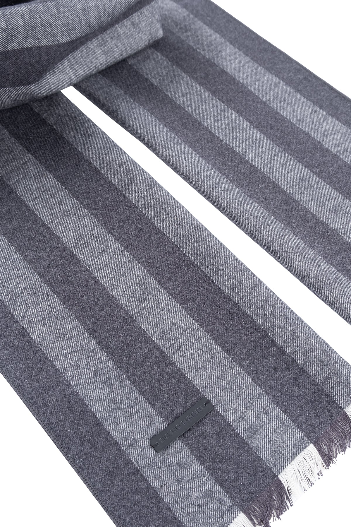 Açık Gri Lotus Saf İpek Desenli Atkı 30*177+2cm