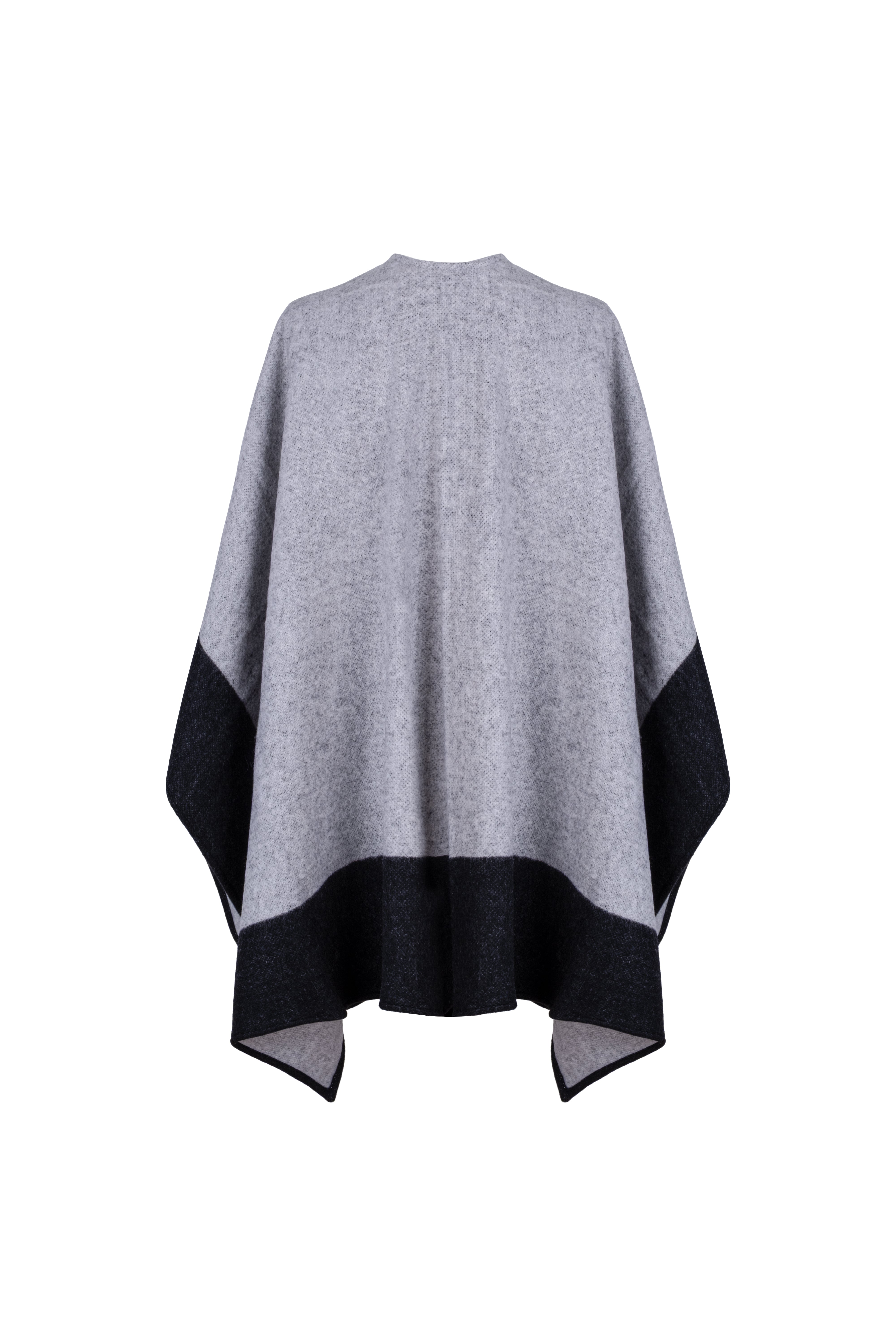 Siyah Laura Saf Yün Panço