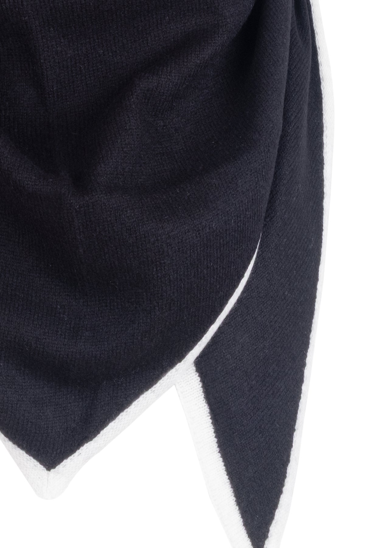 Siyah Saf Kaşmir Üçgen Atkı 73x160x73 cm