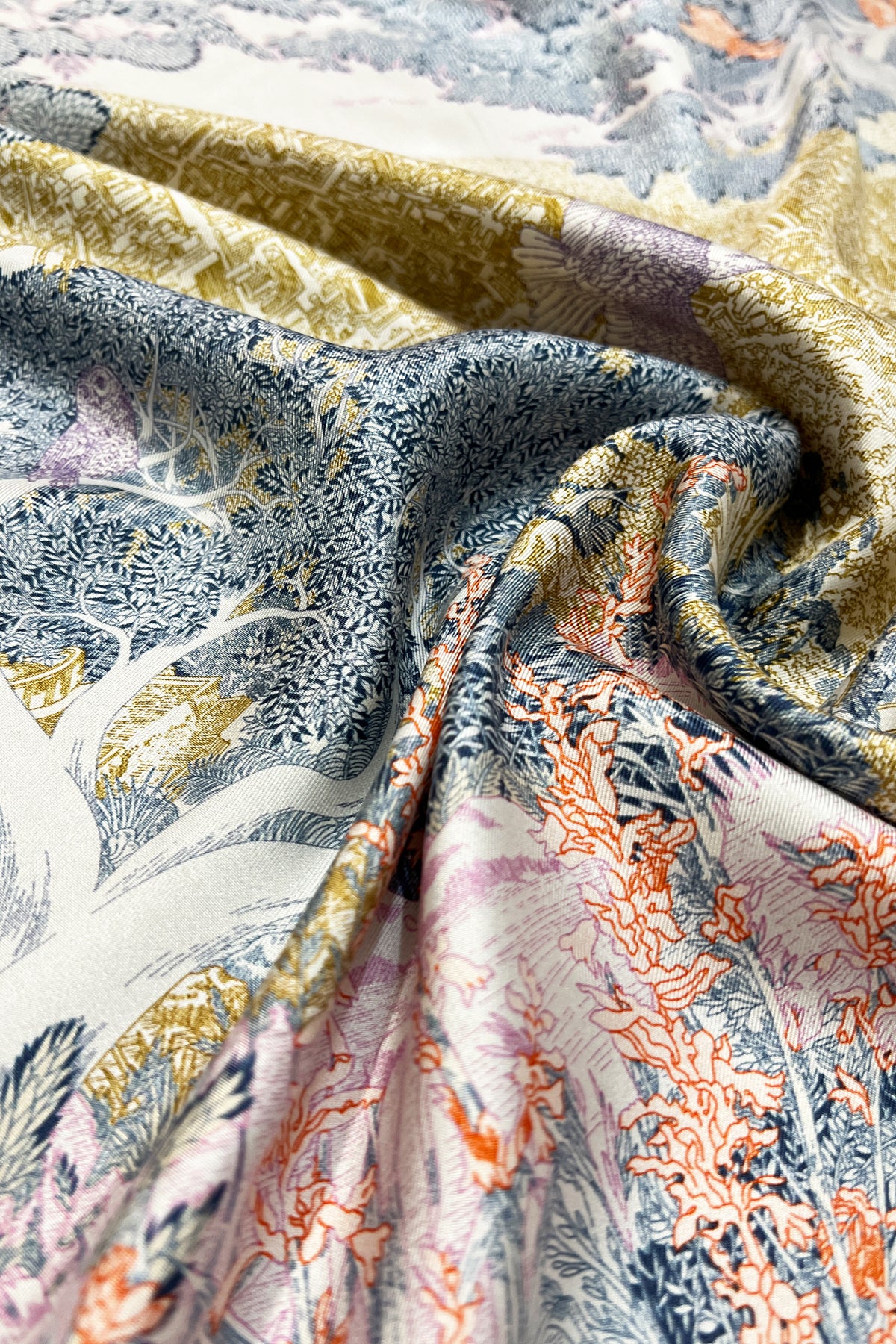 Yeşil Lara Saf İpek Roma Çift Taraflı Eşarp 90x90 cm