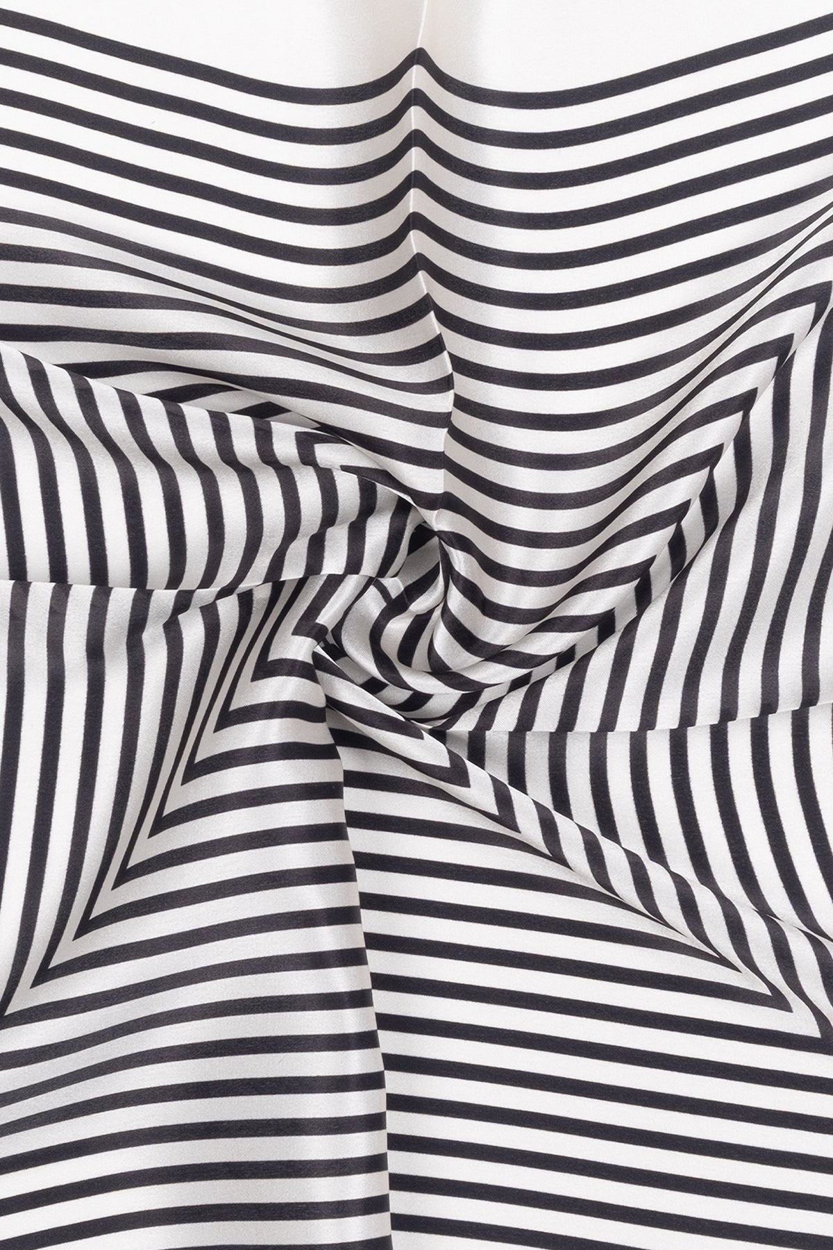 Beyaz Siyah Laila Saf İpek Kare Eşarp 50x50 cm