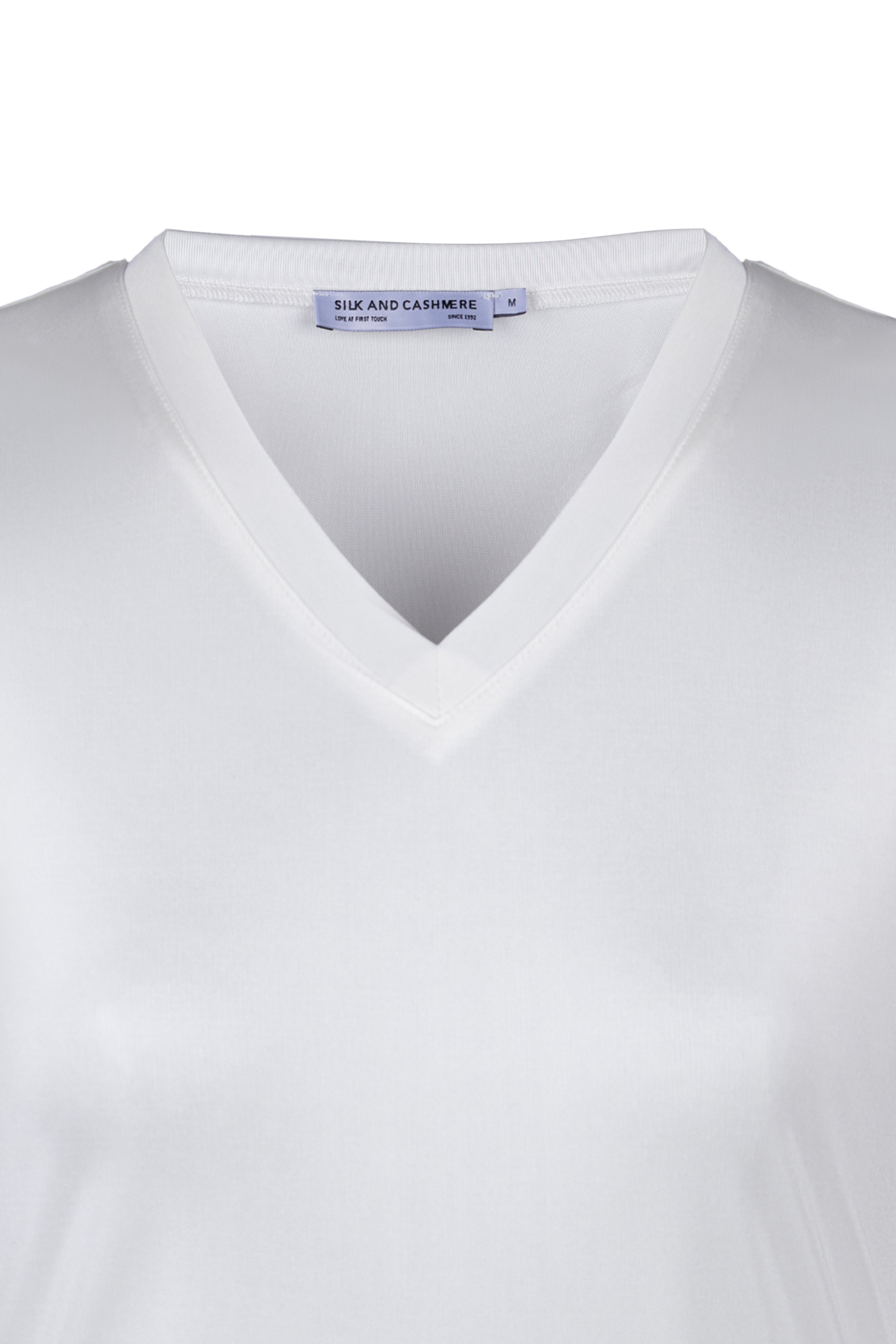 Beyaz Marina İpekli V Yaka  Kısa Kollu T-Shirt