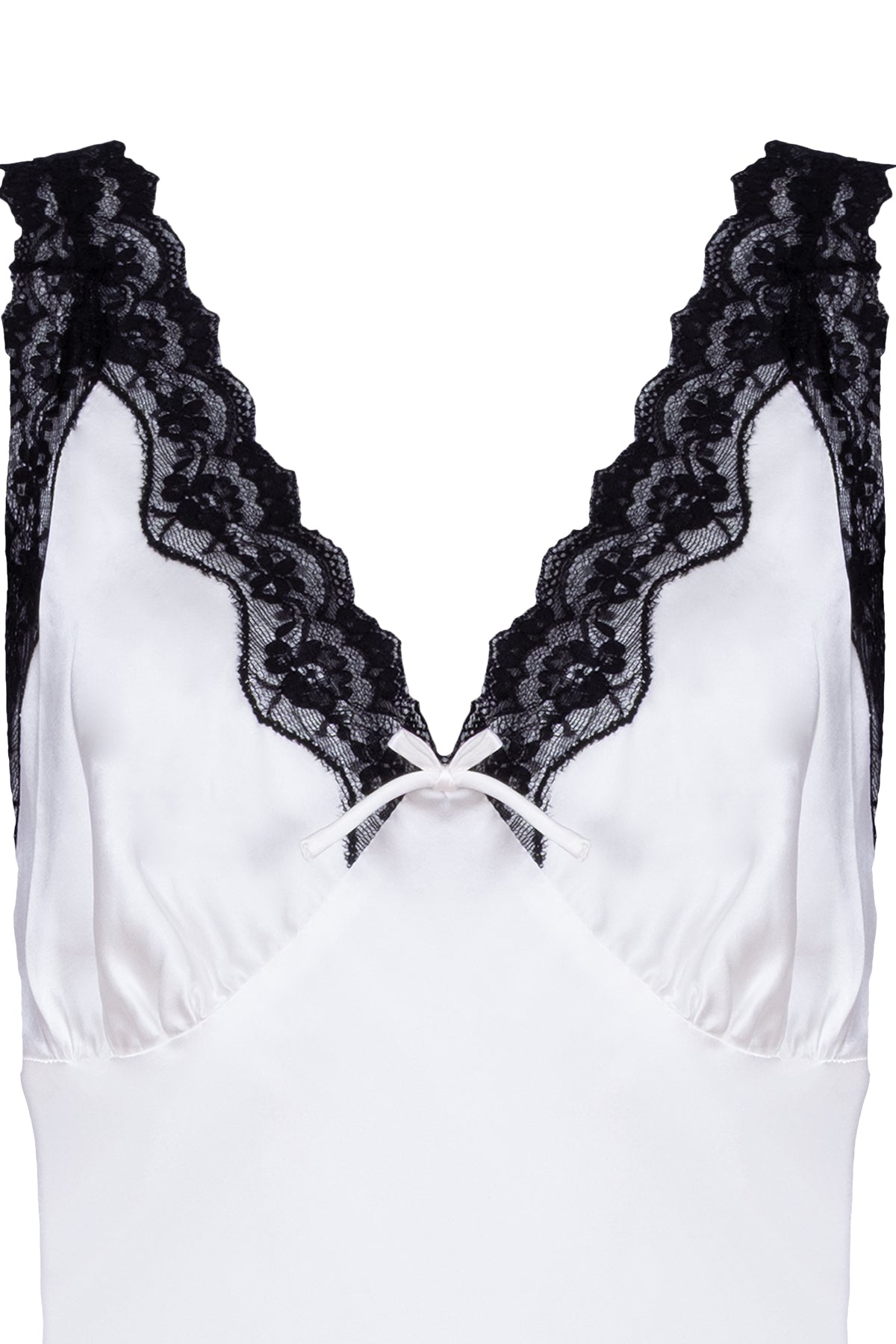 Beyaz Cindy Saf İpek Dantel Detaylı Gecelik