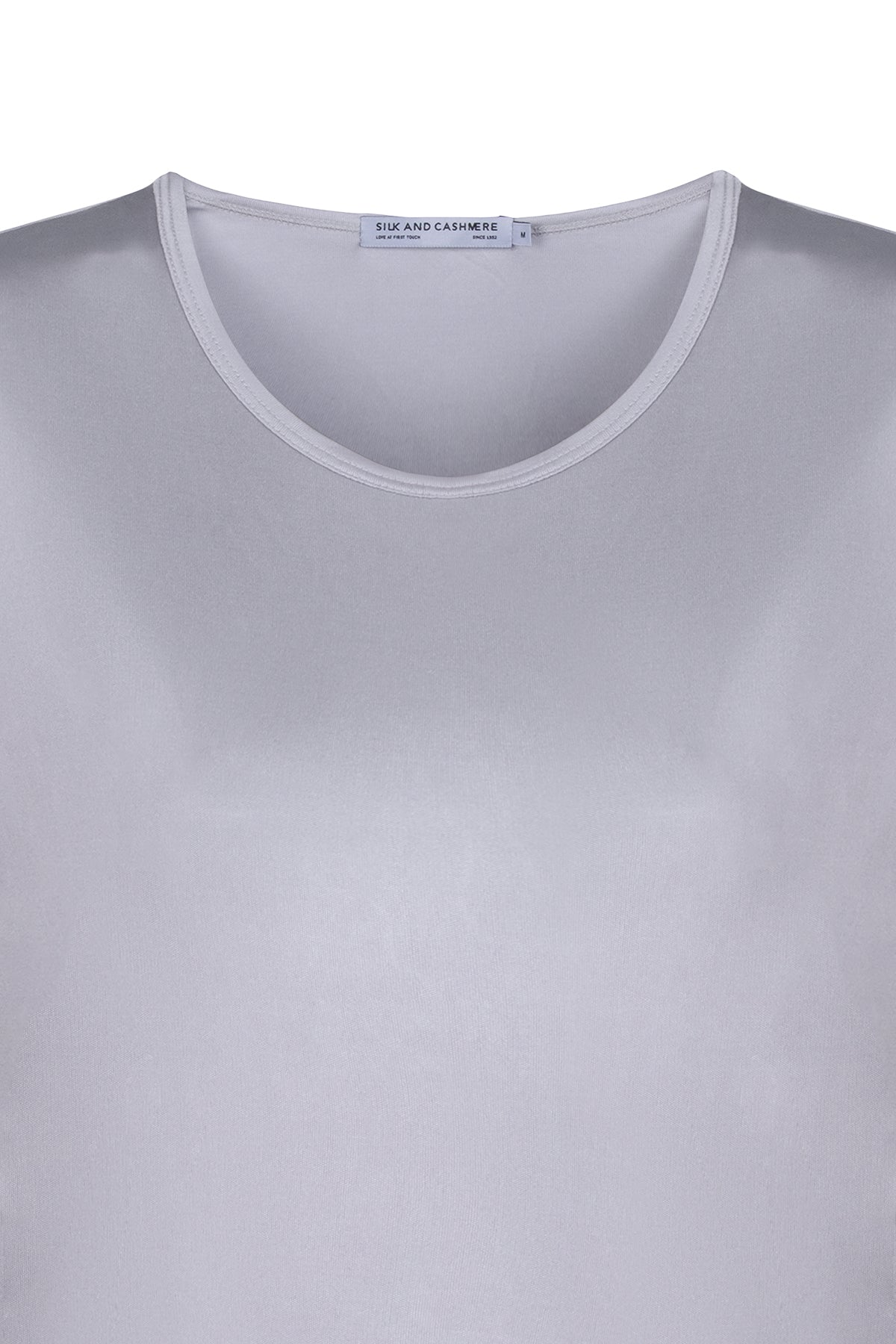 Gri Marina İpekli Yuvarlak Yaka Kısa Kollu T-Shirt