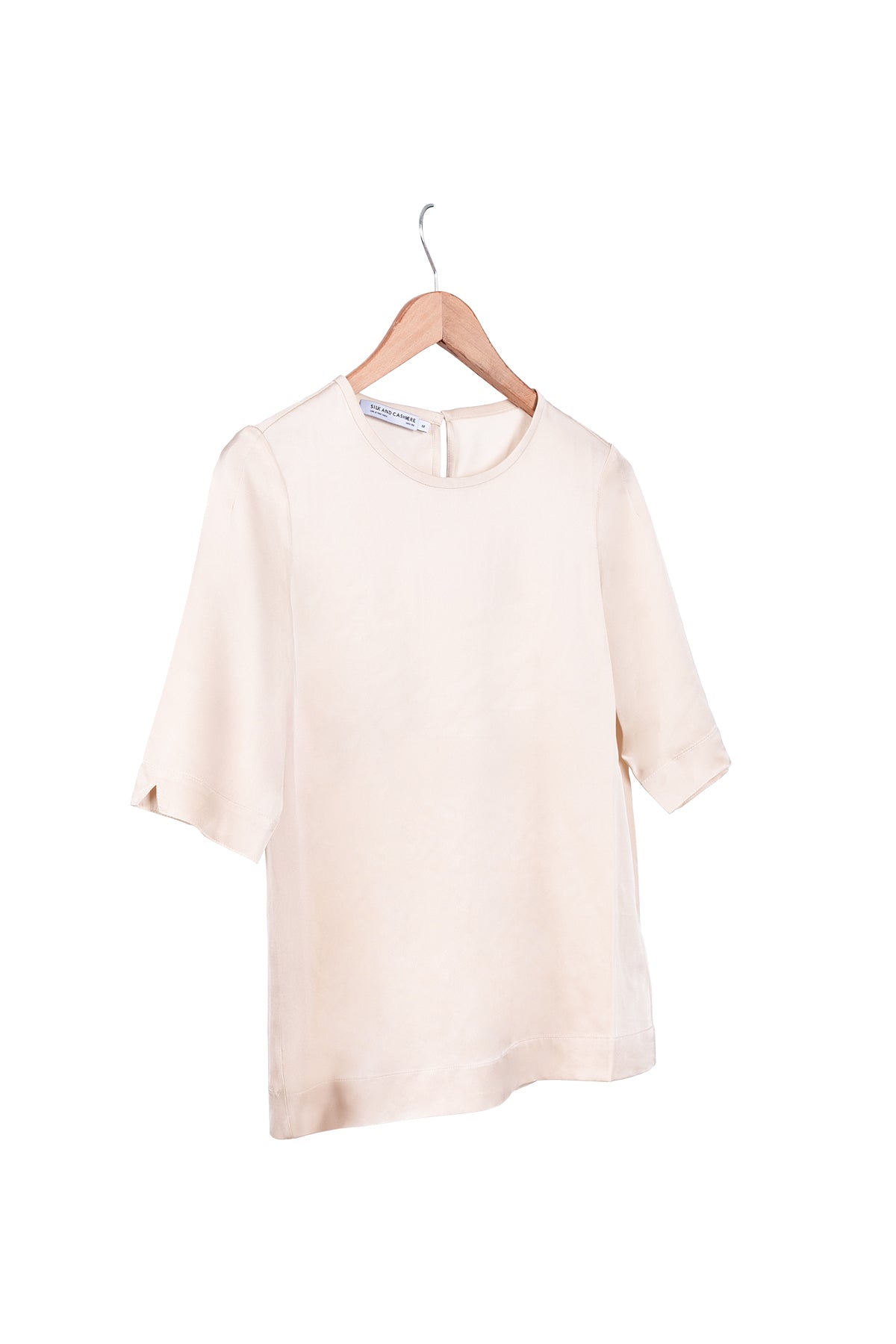 Bej Toscana İpek Yuvarlak Yaka Yarım Kollu Bluz