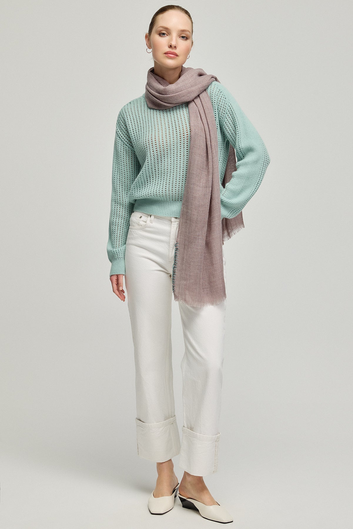 Açık Yeşil Pecheuse Saf Kaşmir Delikli Yuvarlk Yaka Kadın Kazak