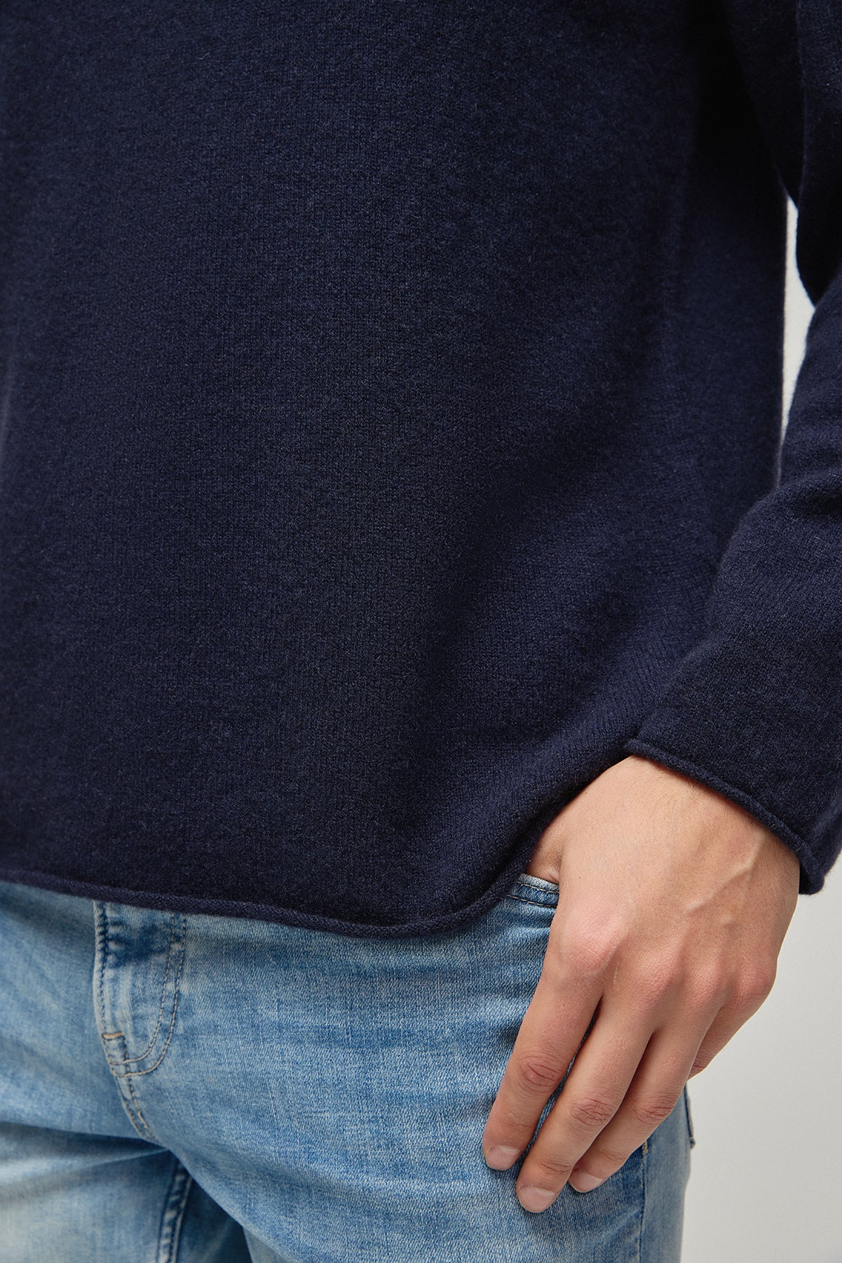 Lacivert Pecheur Saf Kaşmir Rulo Kenarlı Yuvarlak Yaka Erkek Kazak