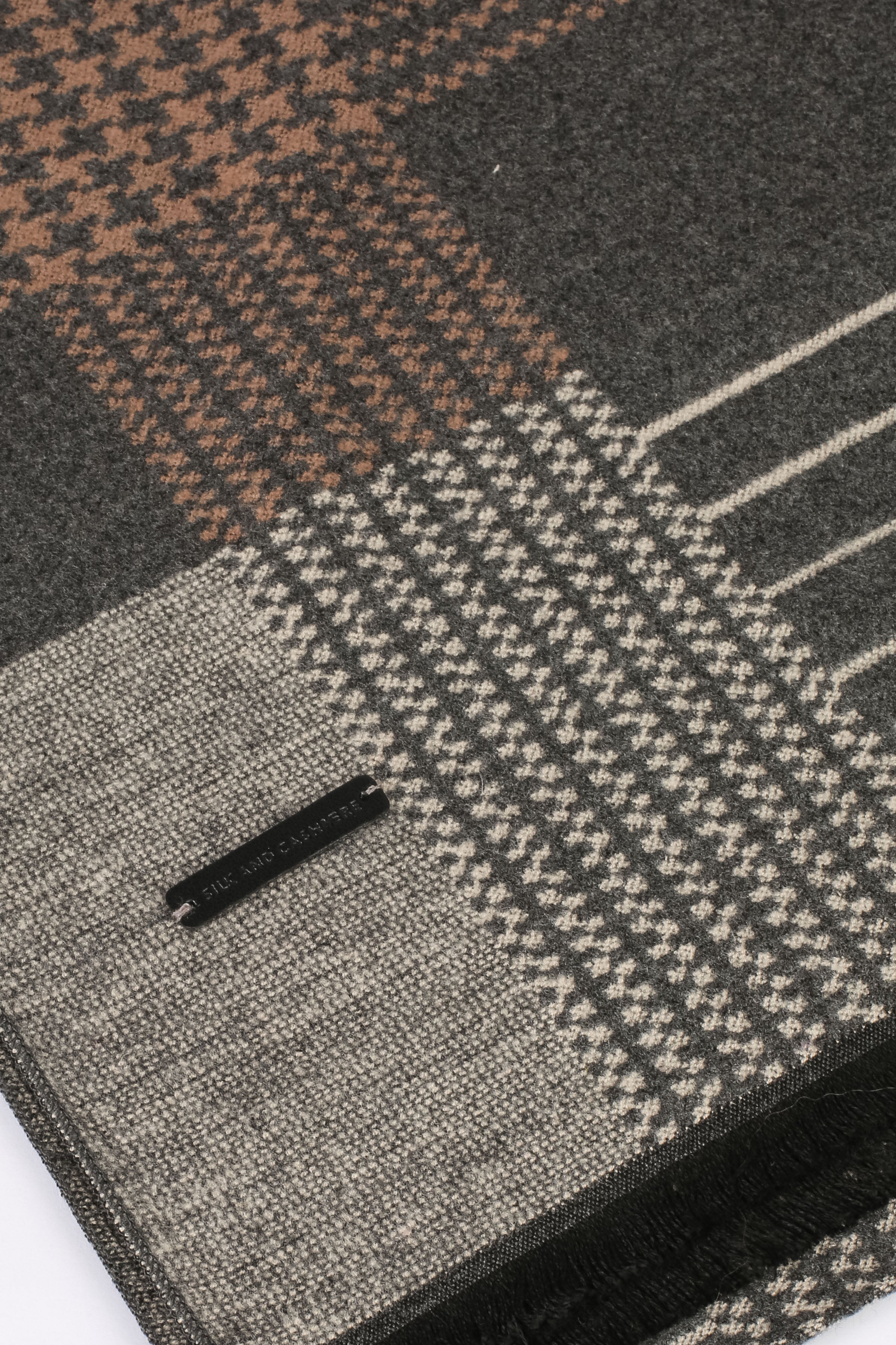 Antrasit Roma Baskılı Lotus Atkı 30x 180 cm