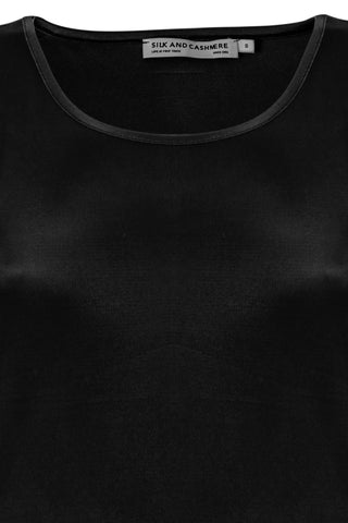Siyah Marina İpekli Yuvarlak Yaka Kolsuz Tişört