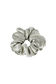 Soluk Yeşil Anabel Saf İpek Toka