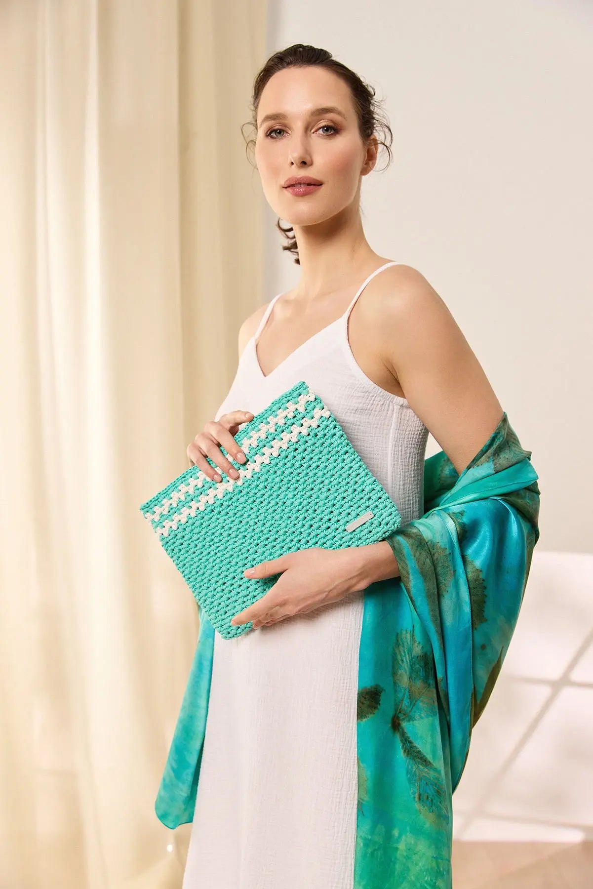 Aqua Nina Renkli Çizgili Rafya El Çanta 30x20cm Accessory