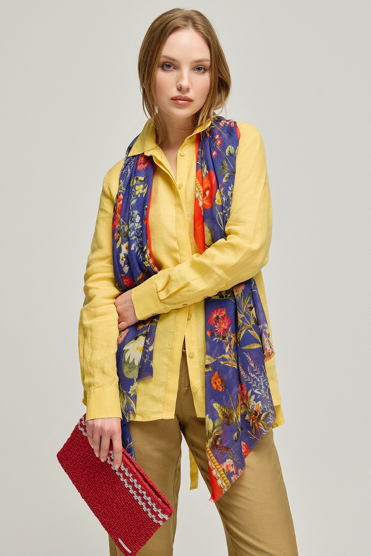 Sarı Keten Kate Uzun Kollu Arkadan Bağlamalı Gömlek