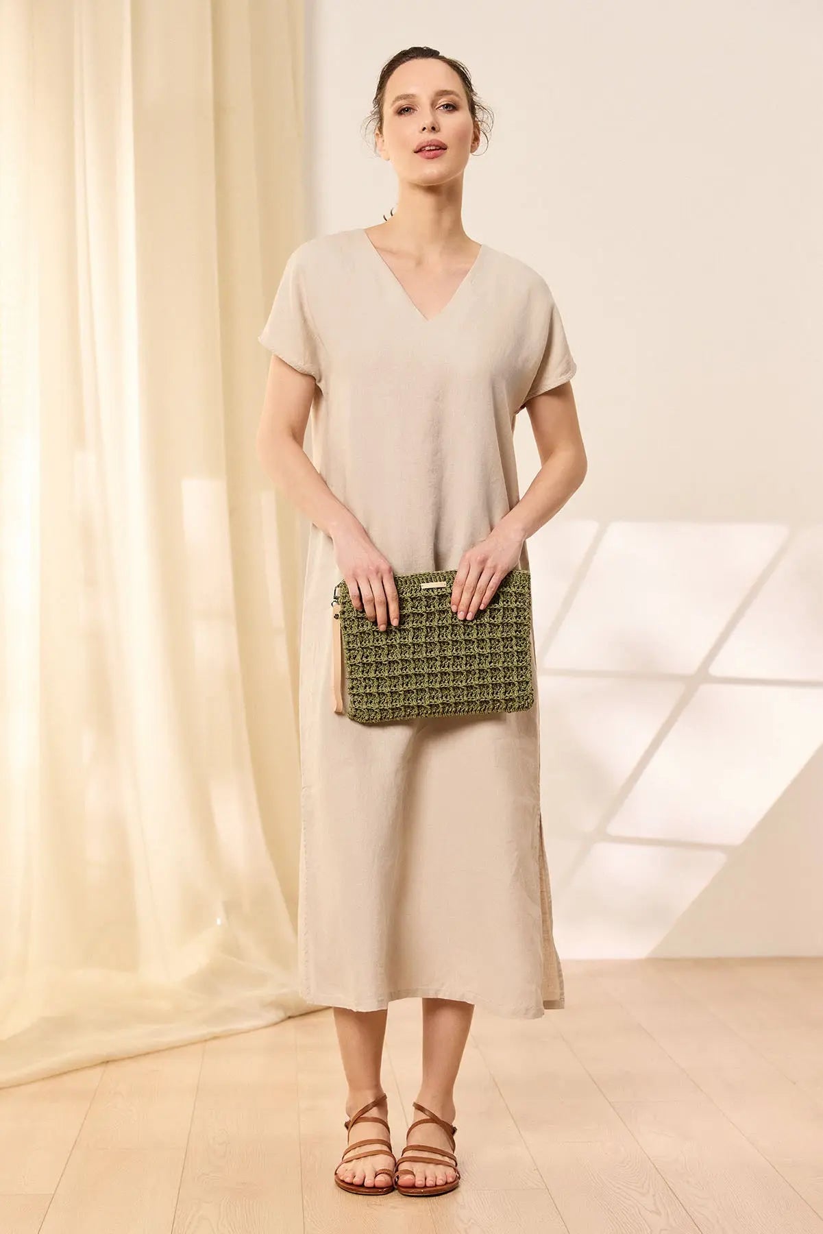 Bej Keten  Kate V Yaka Ksa Kollu Elbise Silk and Cashmere