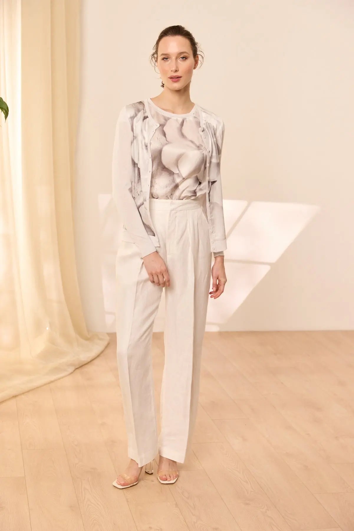 Beyaz İpek Karışımlı Goya Yuvarlak Yaka Uzun Kollu Desenli Hırka Silk and Cashmere