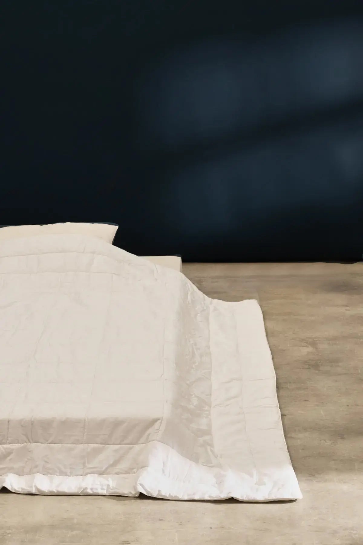 Beyaz İpek Tek Kişilik Yorgan 155x215 cm