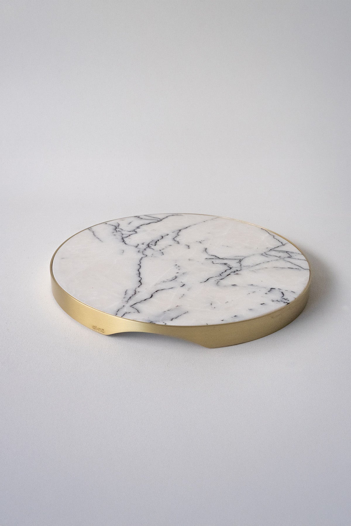 Leylak Asawa Yuvarlak Peynir Tabağı