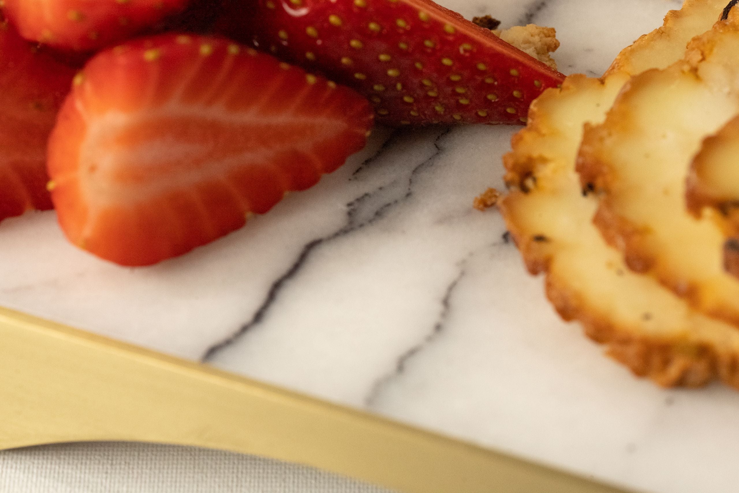 Beyaz Asawa Kare Peynir Tabağı