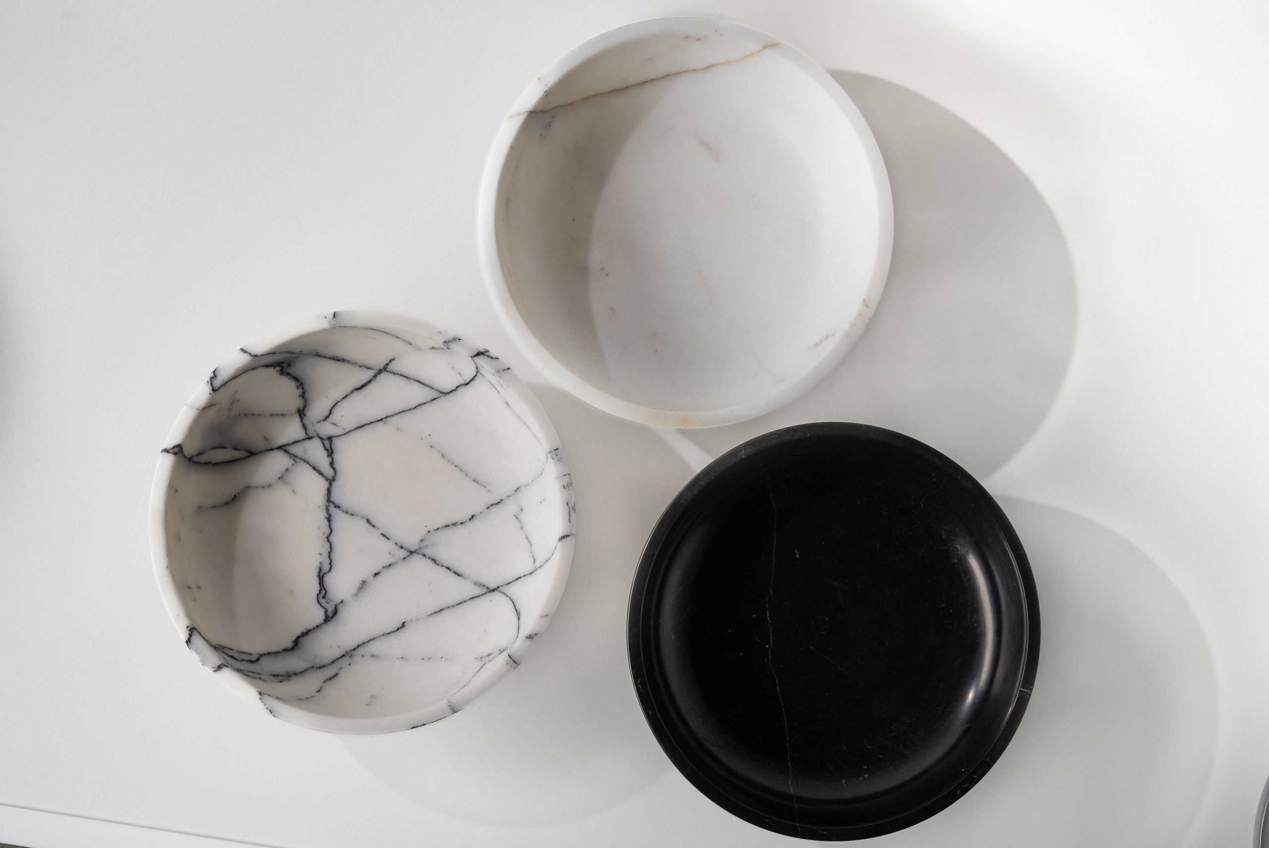 Siyah Harriet Ayaklı Sunum Kasesi