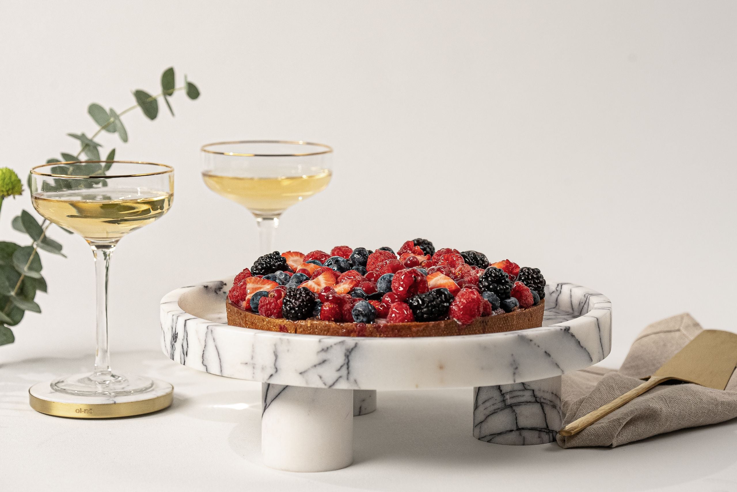 Leylak Harriet Ayaklı Sunum Tepsisi