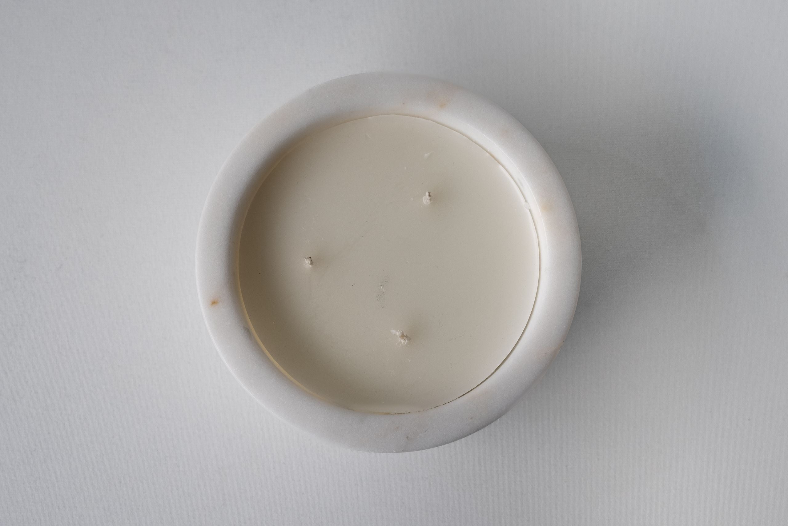 Beyaz Ziya Taş Mum Midi