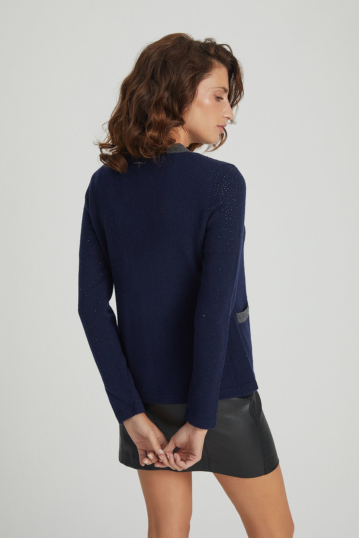 Lacivert Kaşmir Yün Merril Yuvarlak Yaka Taş Süs Detaylı Hırka