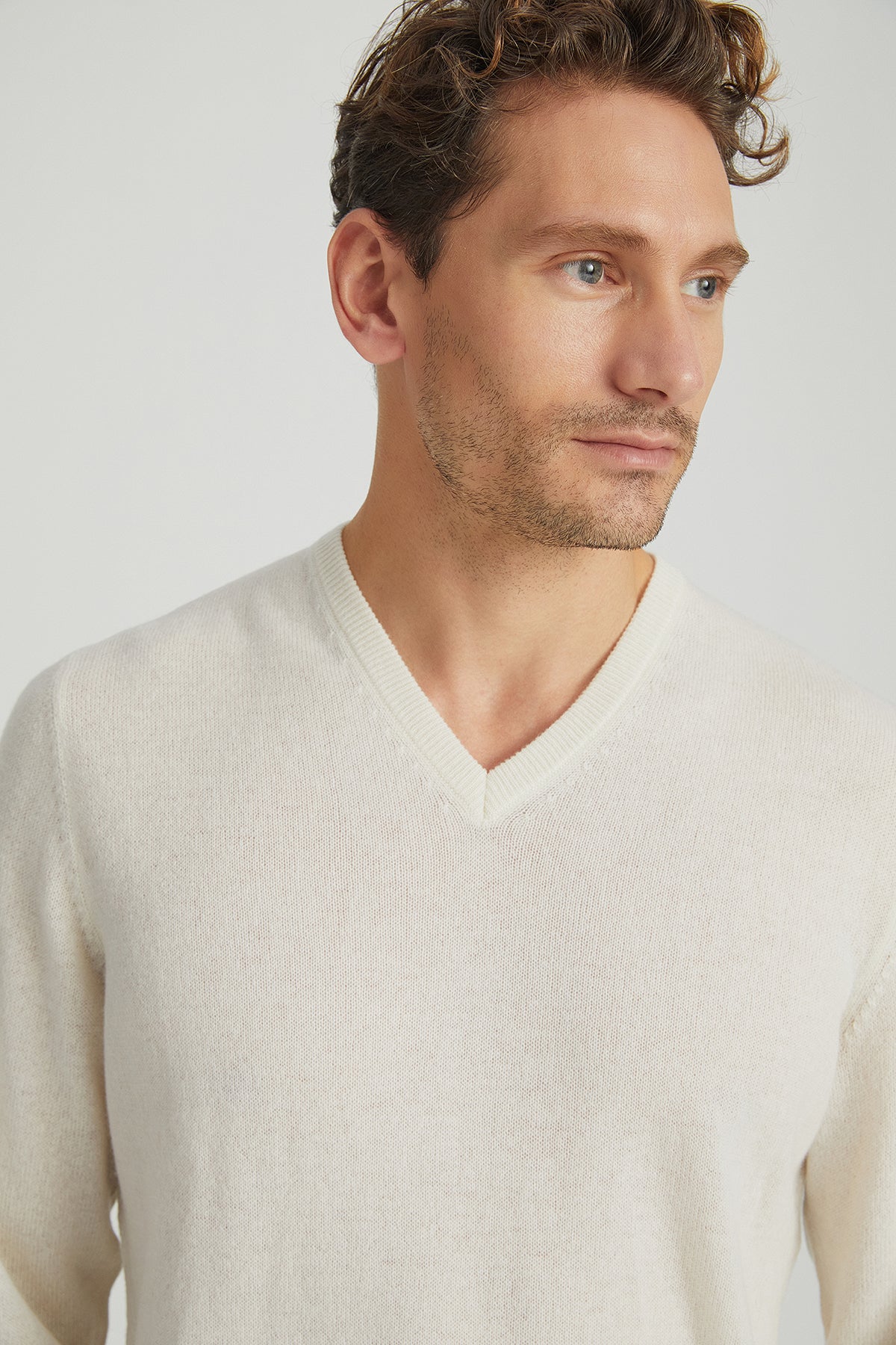 Ekru Vincent Saf Kaşmir V Yaka Uzun Kollu Erkek Kazak