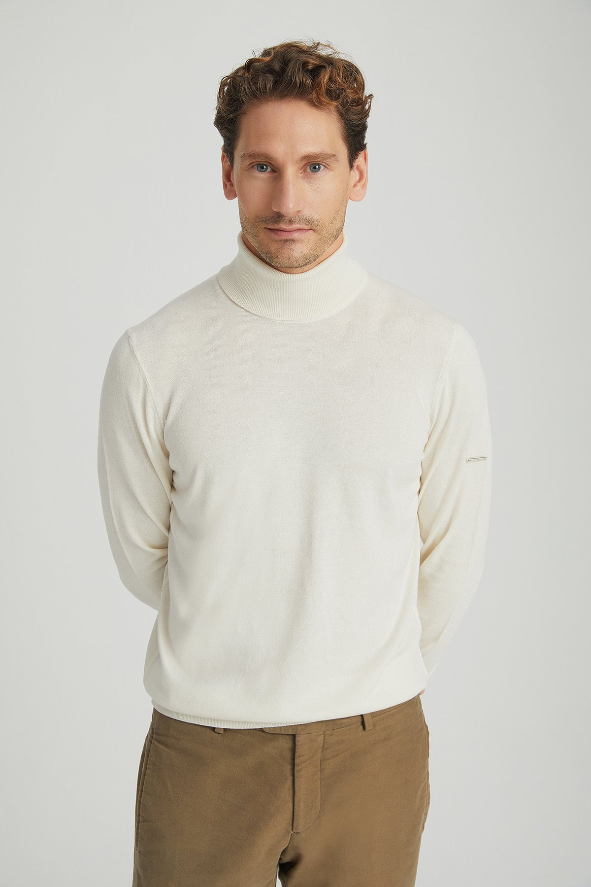 Ekru İpek ve Kaşmir Balıkçı Yaka Uzun Kollu Utku Erkek Triko