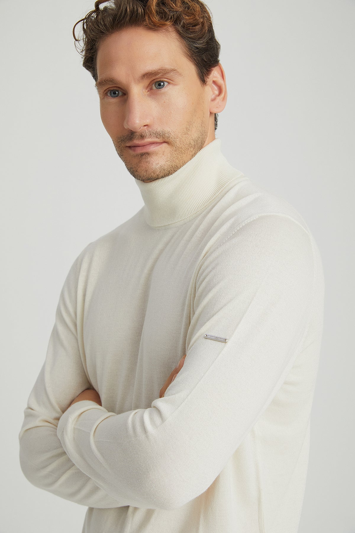 Ekru İpek ve Kaşmir Balıkçı Yaka Uzun Kollu Utku Erkek Triko