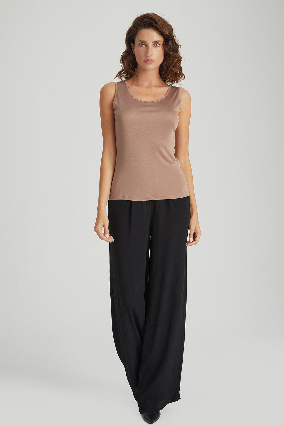 Camel Marina İpekli Yuvarlak Yaka Kolsuz T-Shirt