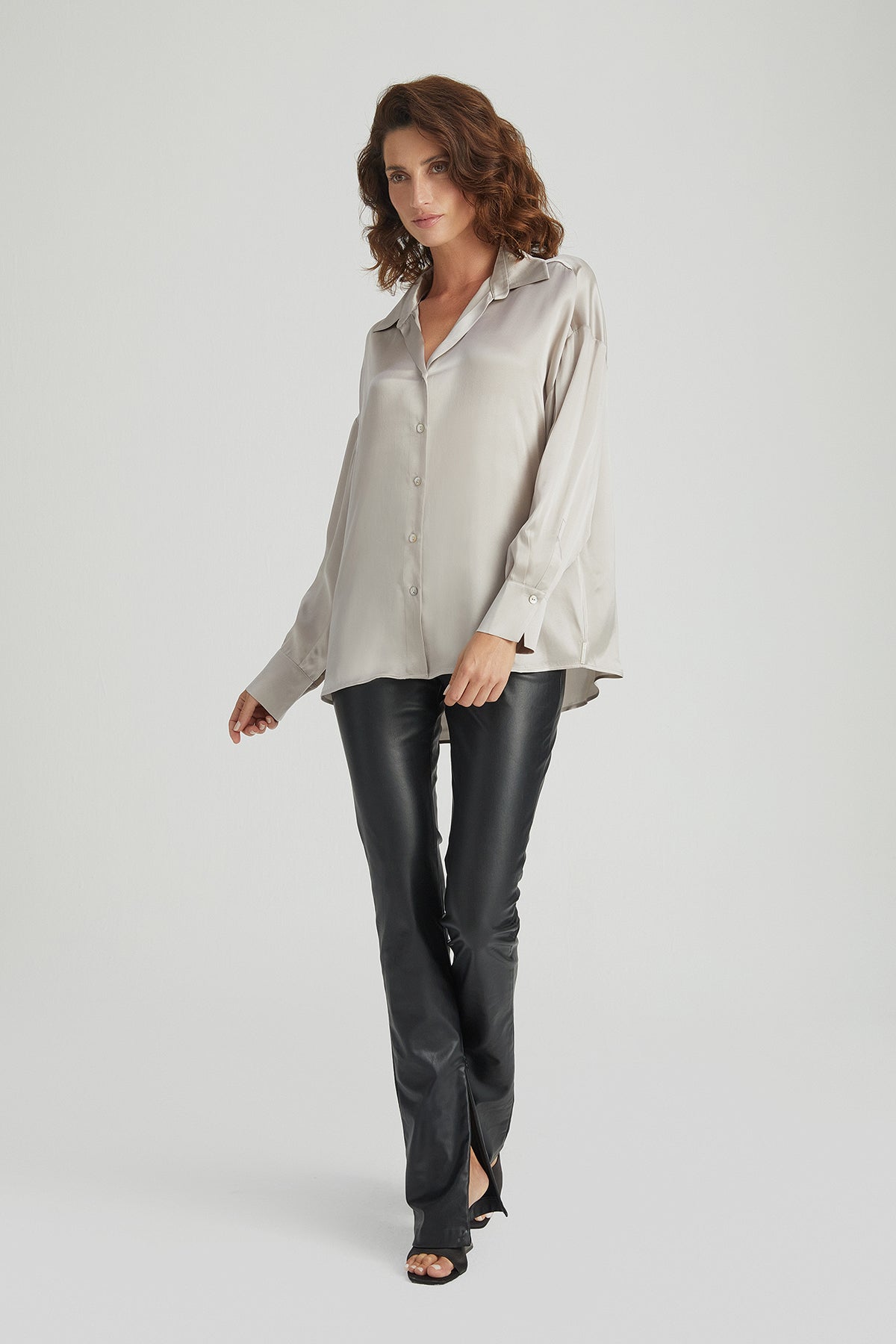 Açık Gri Astrid Saf İpek Gömlek
