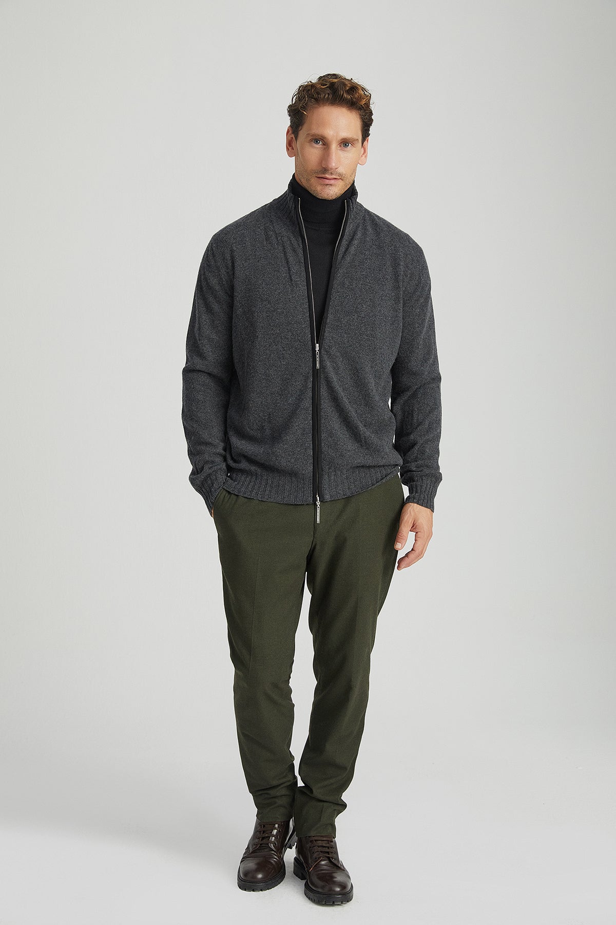 Antrasit Lacivert Saf Kaşmir Deri Biyeli Yarım Balıkçı Yaka Fermuarlı Erkek Hırka