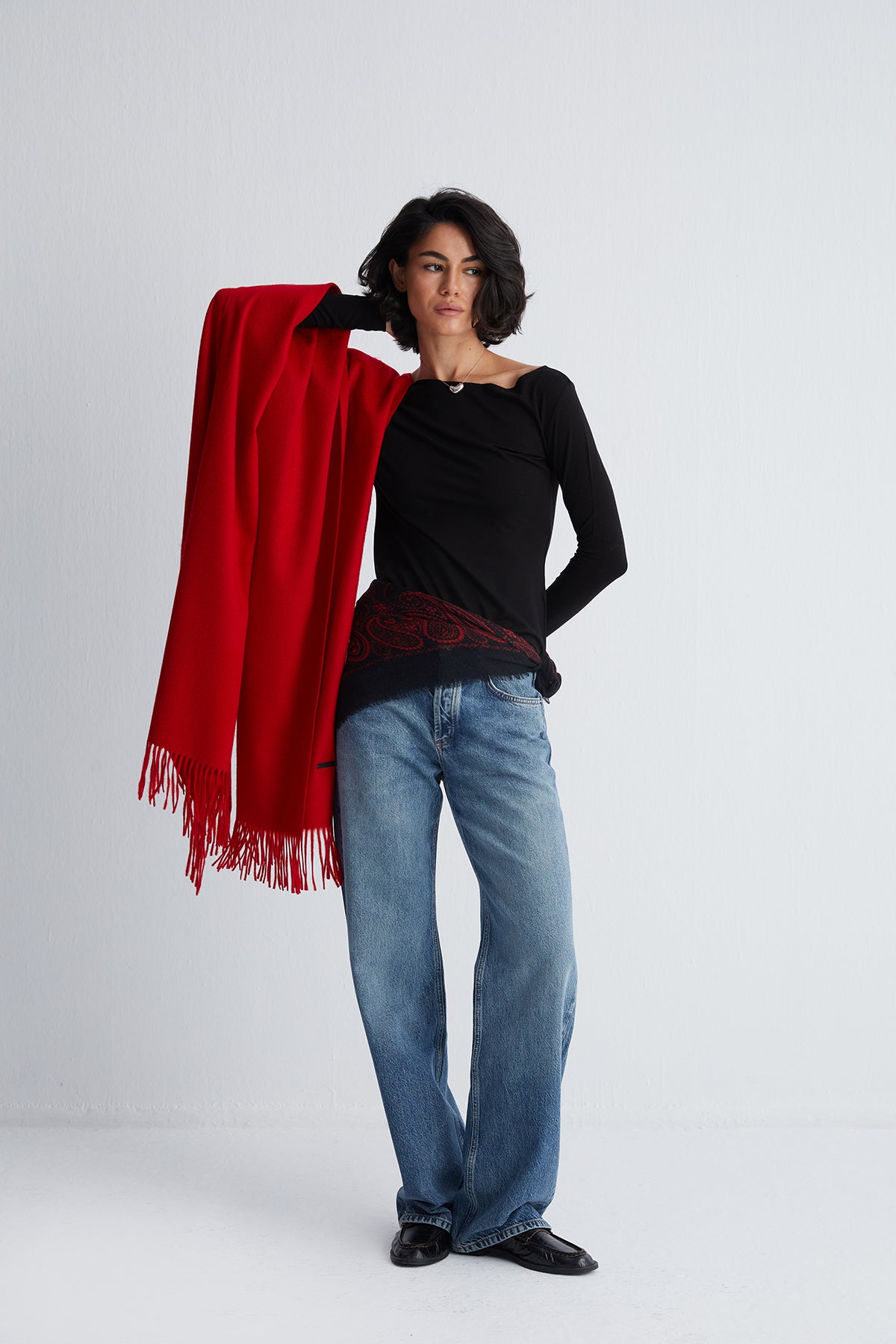 Siyah Ultralight Kayık Yaka Üst