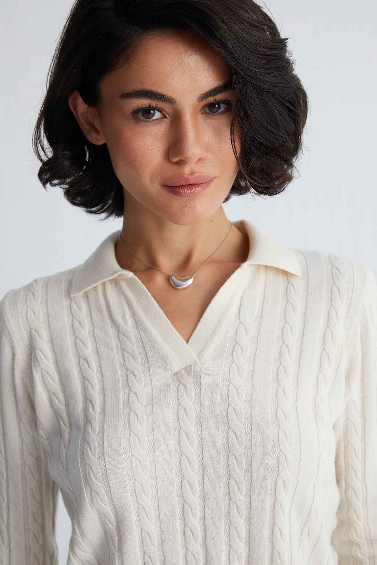 Ekru Amelia Polo Yaka Crop Kazak