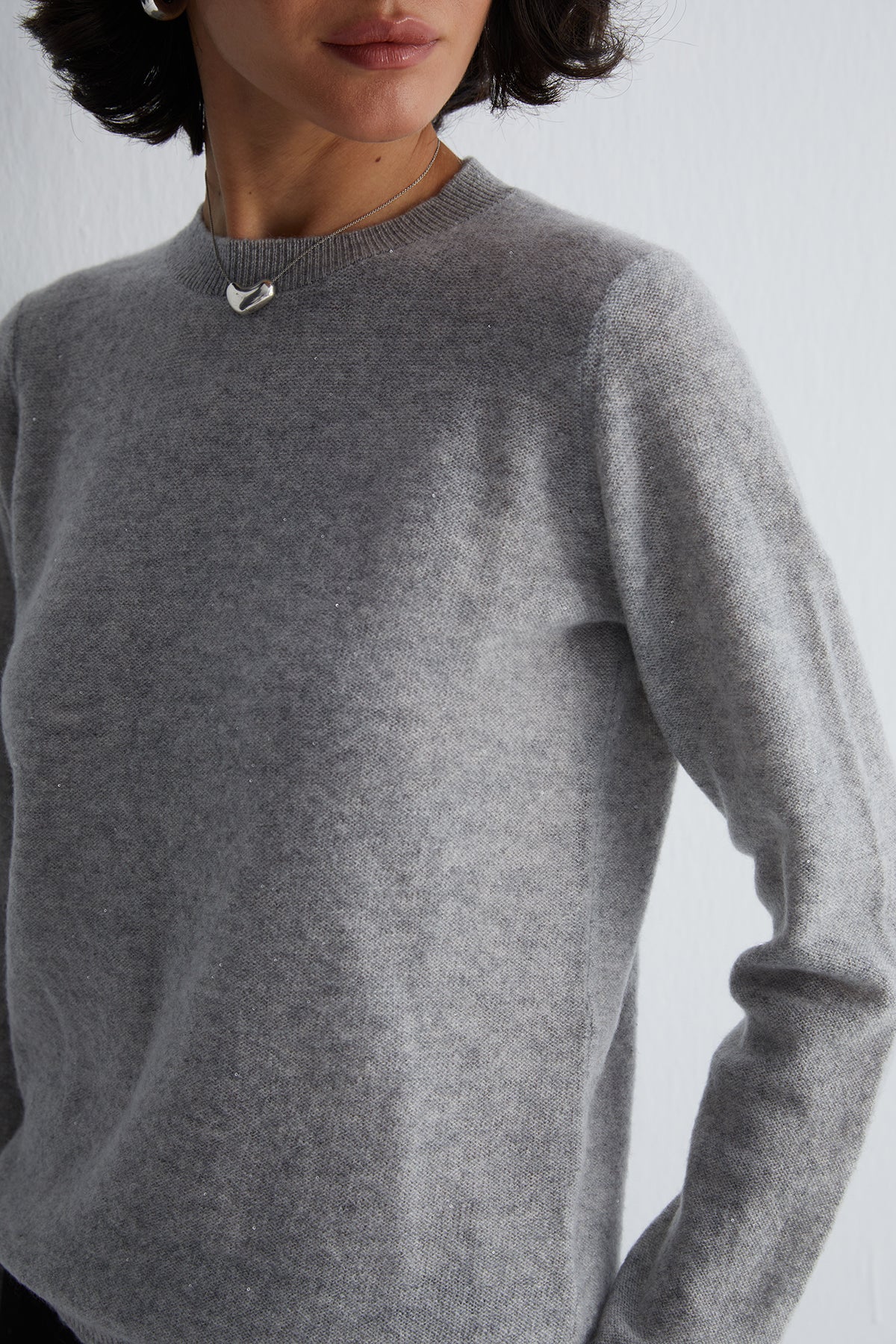 Gri Alexia Kaşmirli İşlemeli Yuvarlak Yaka Kazak