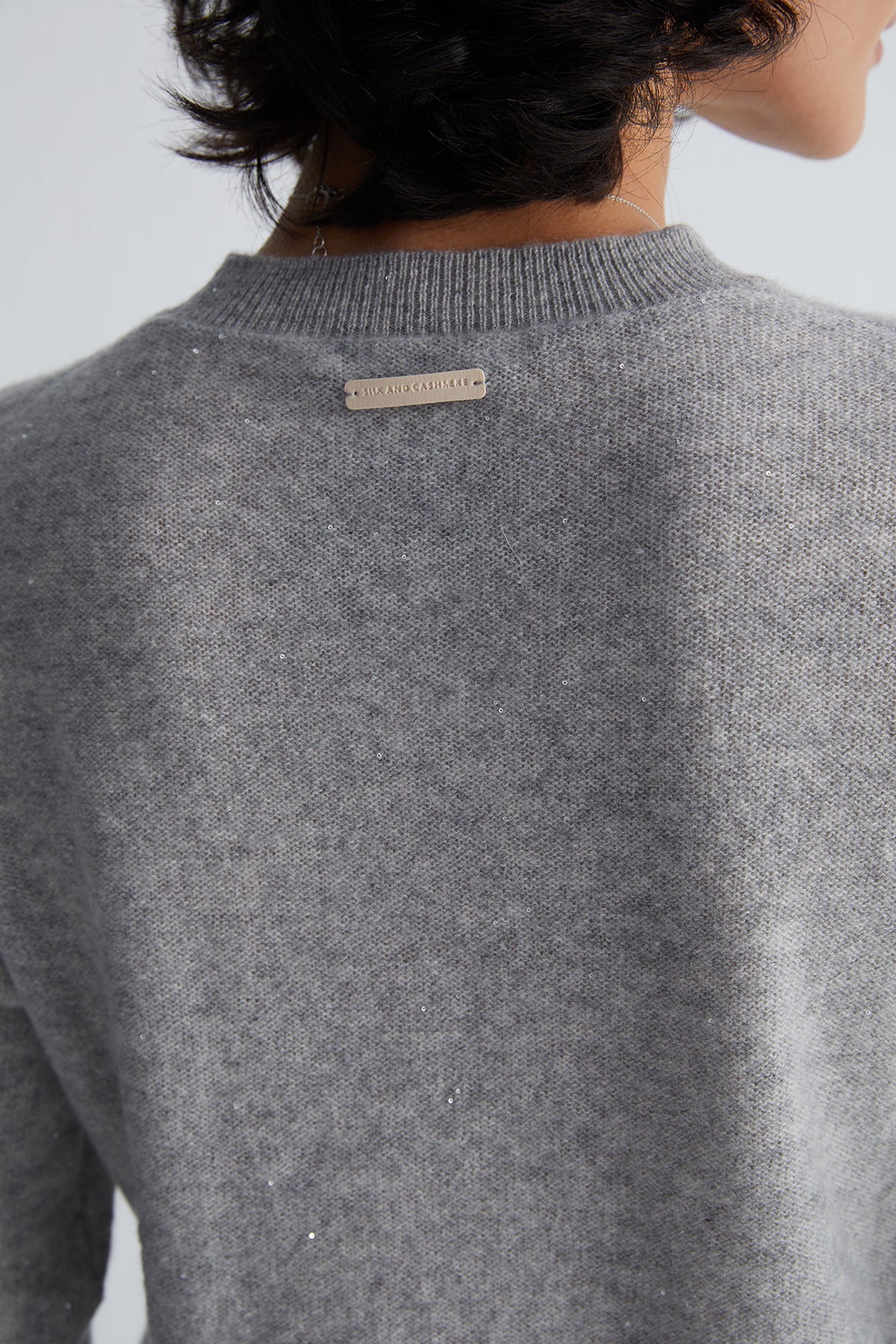 Gri Alexia Kaşmirli İşlemeli Yuvarlak Yaka Kazak