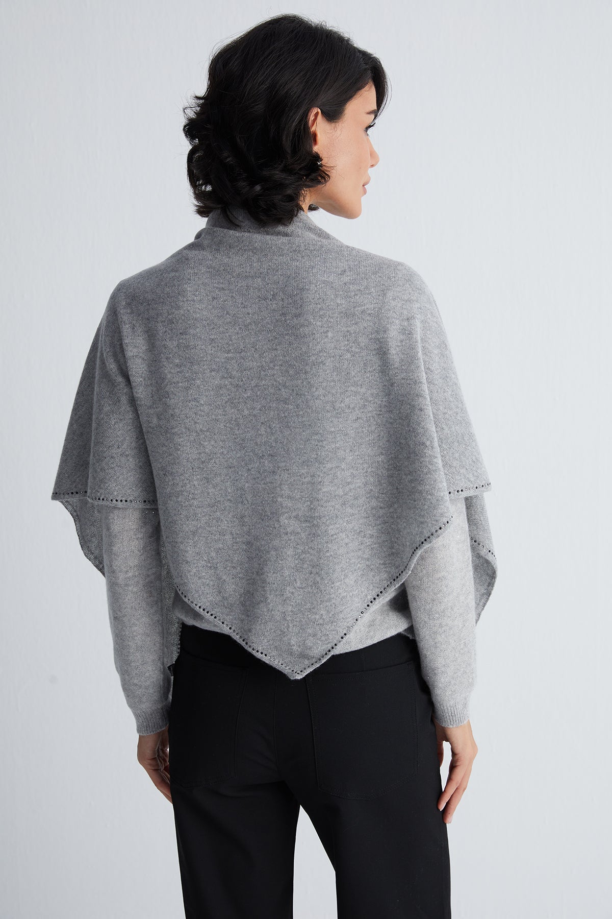 Gri Saf Kaşmir Taşlı Üçgen Şal 105x105x165 cm