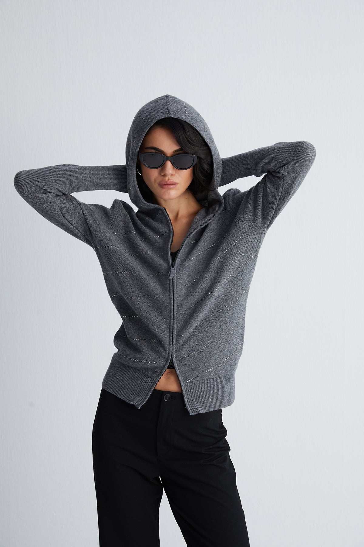 Gri Sky Kaşmirli Taşlı Kapüşonlu Hırka