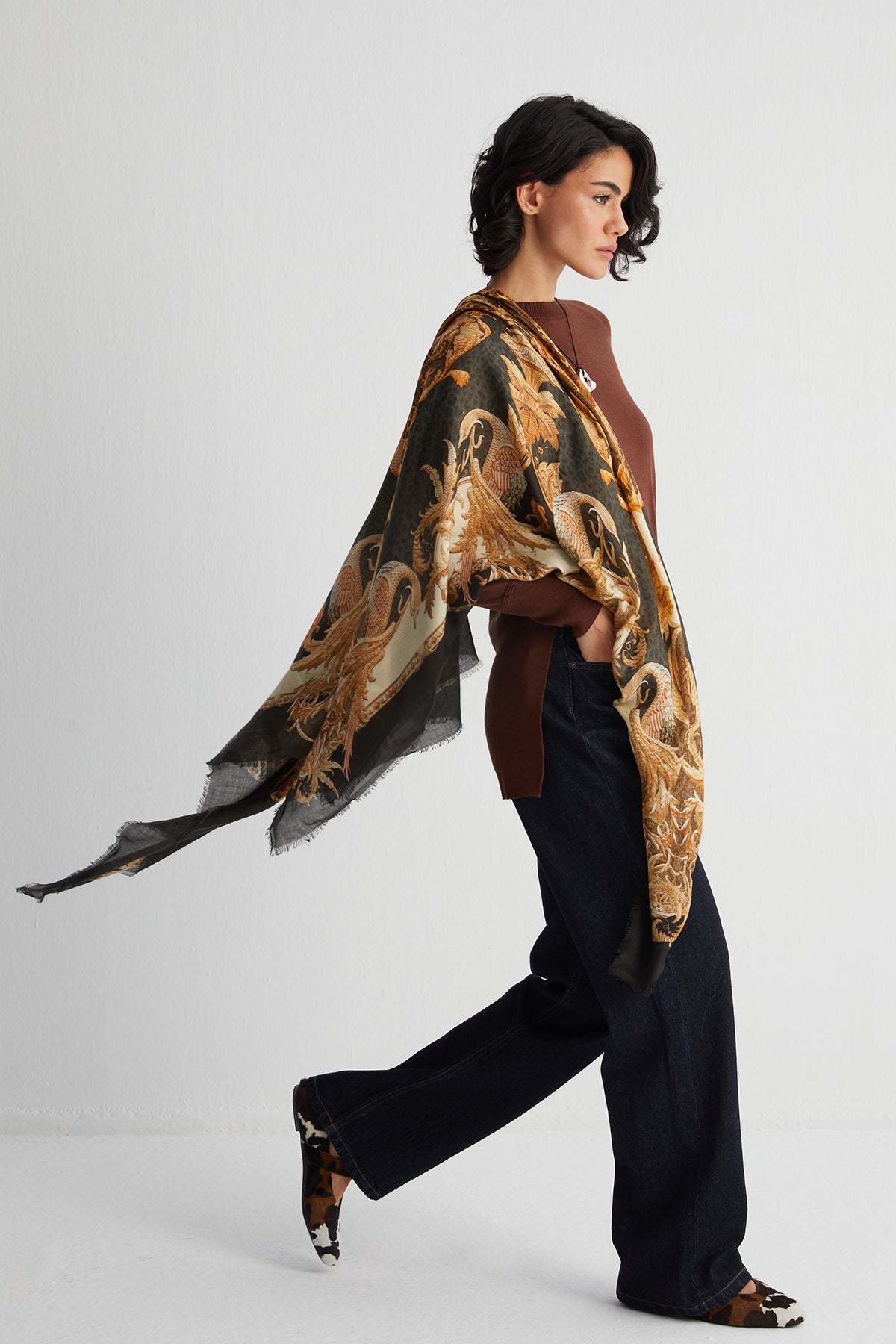 Siyah Jas Desenli Kare Şal 140x140 cm