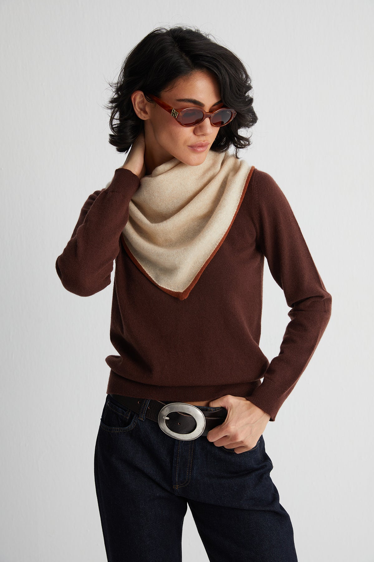 Bej Saf Kaşmir Üçgen Atkı 73x160x73 cm